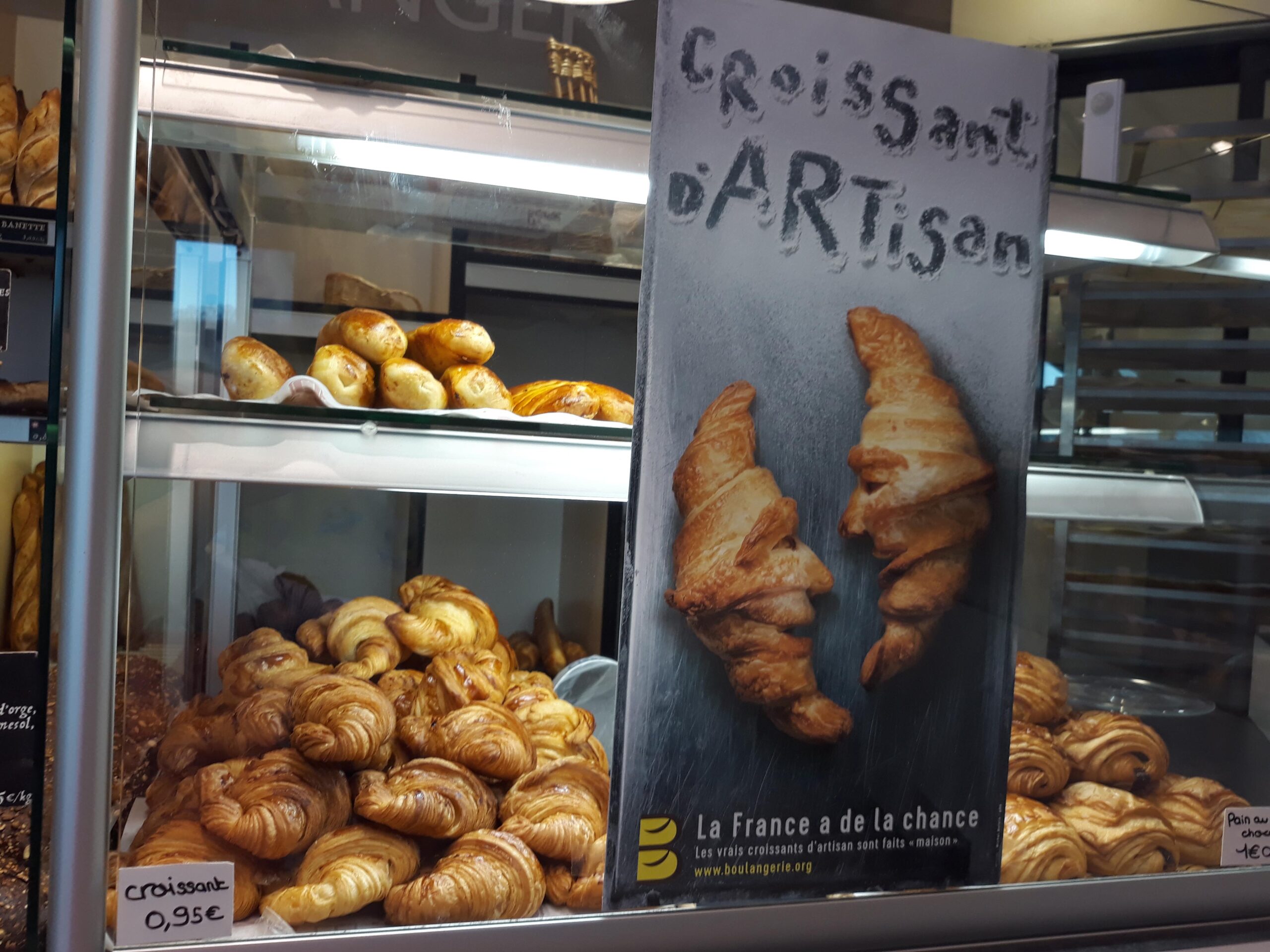 Affiche « Croissant d’artisan » : n’attendez pas pour la placer en évidence dans votre boutique !
