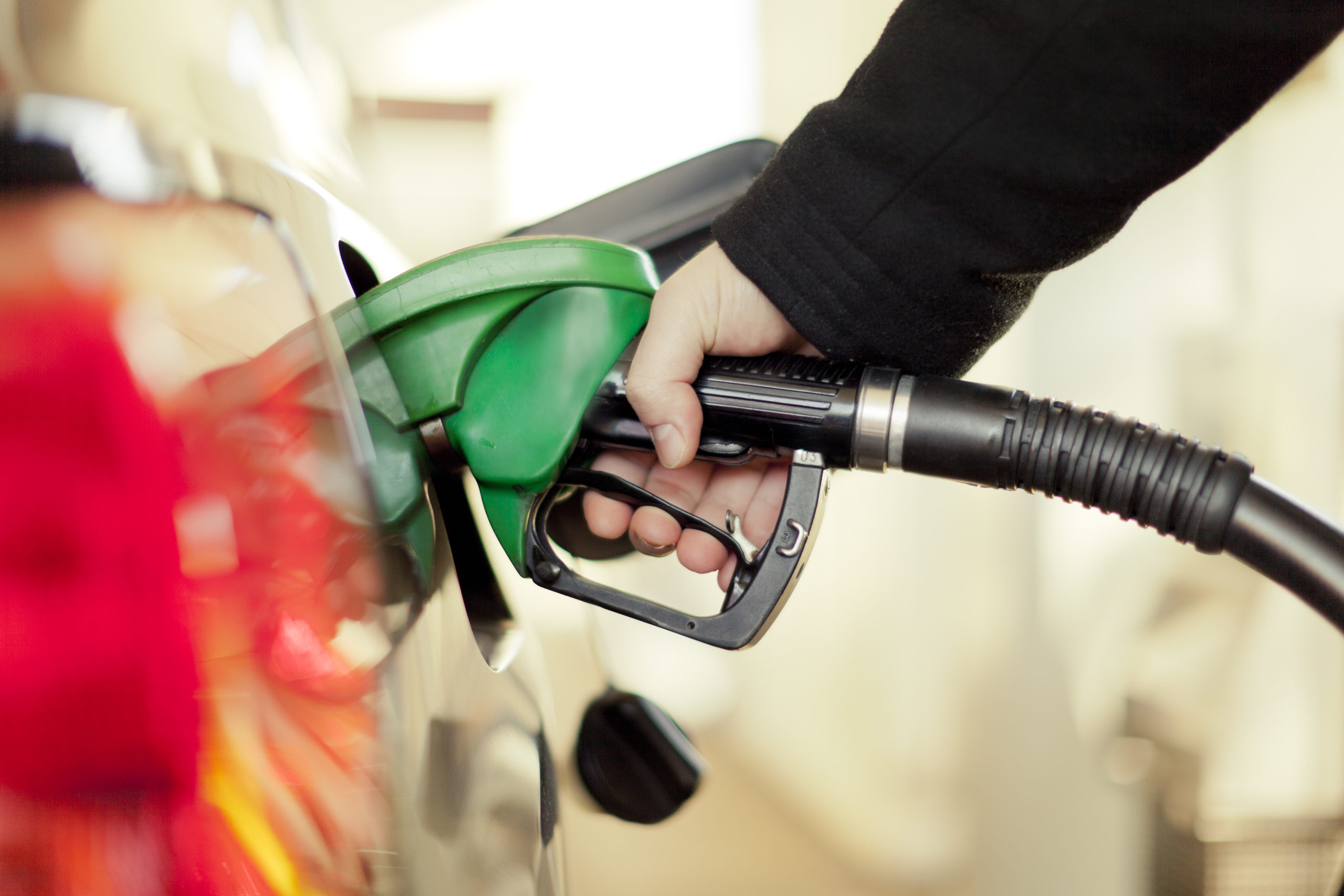 Carburants. Trouvez les prix les moins chers près de chez vous
